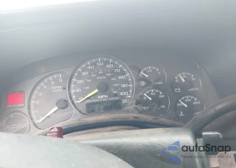 2000 Chevrolet Silverado 1500 from USA, damaged, VIN 1GCEC14V6YZ346912